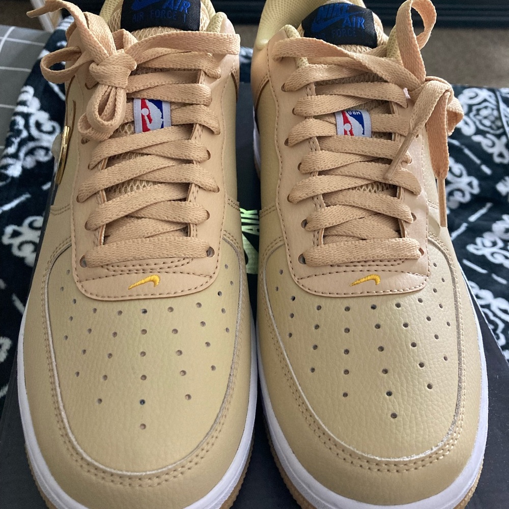 Nike Air Force Men size sneakers
